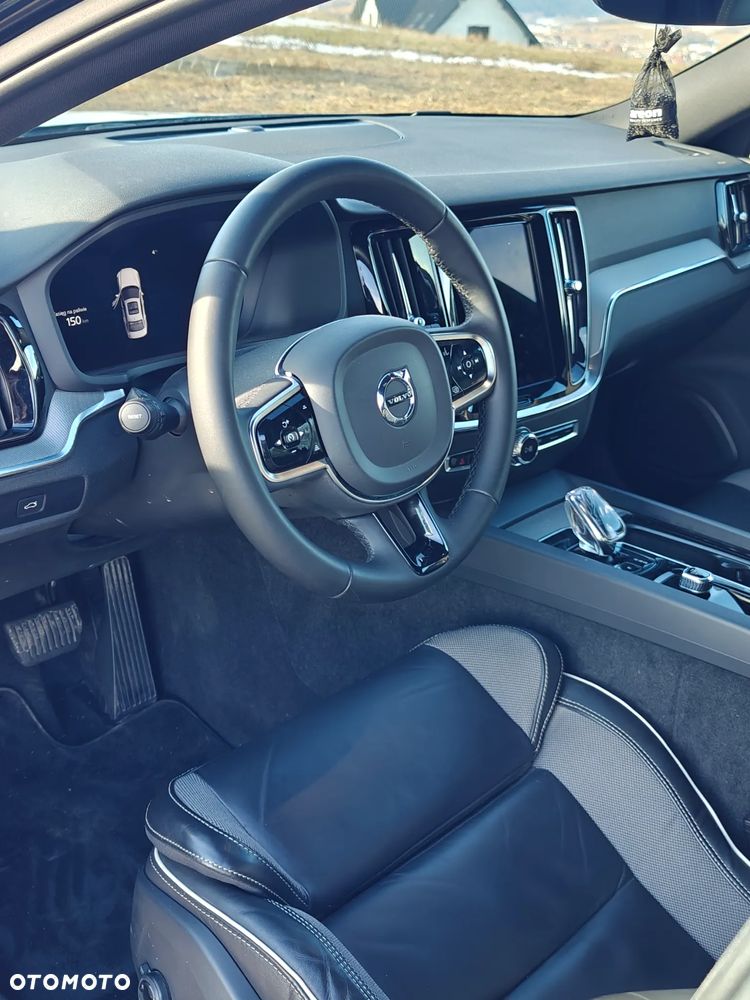 Volvo S60 B5 B AWD Plus Dark - 15