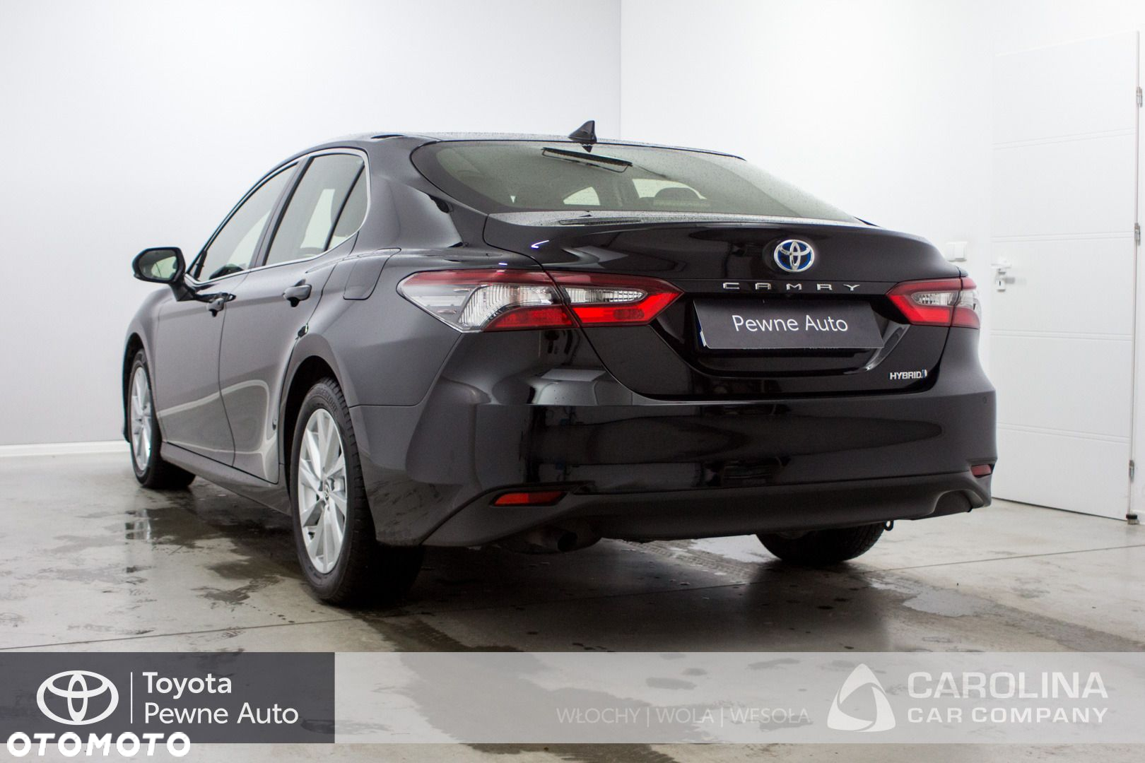 Toyota Camry - 2