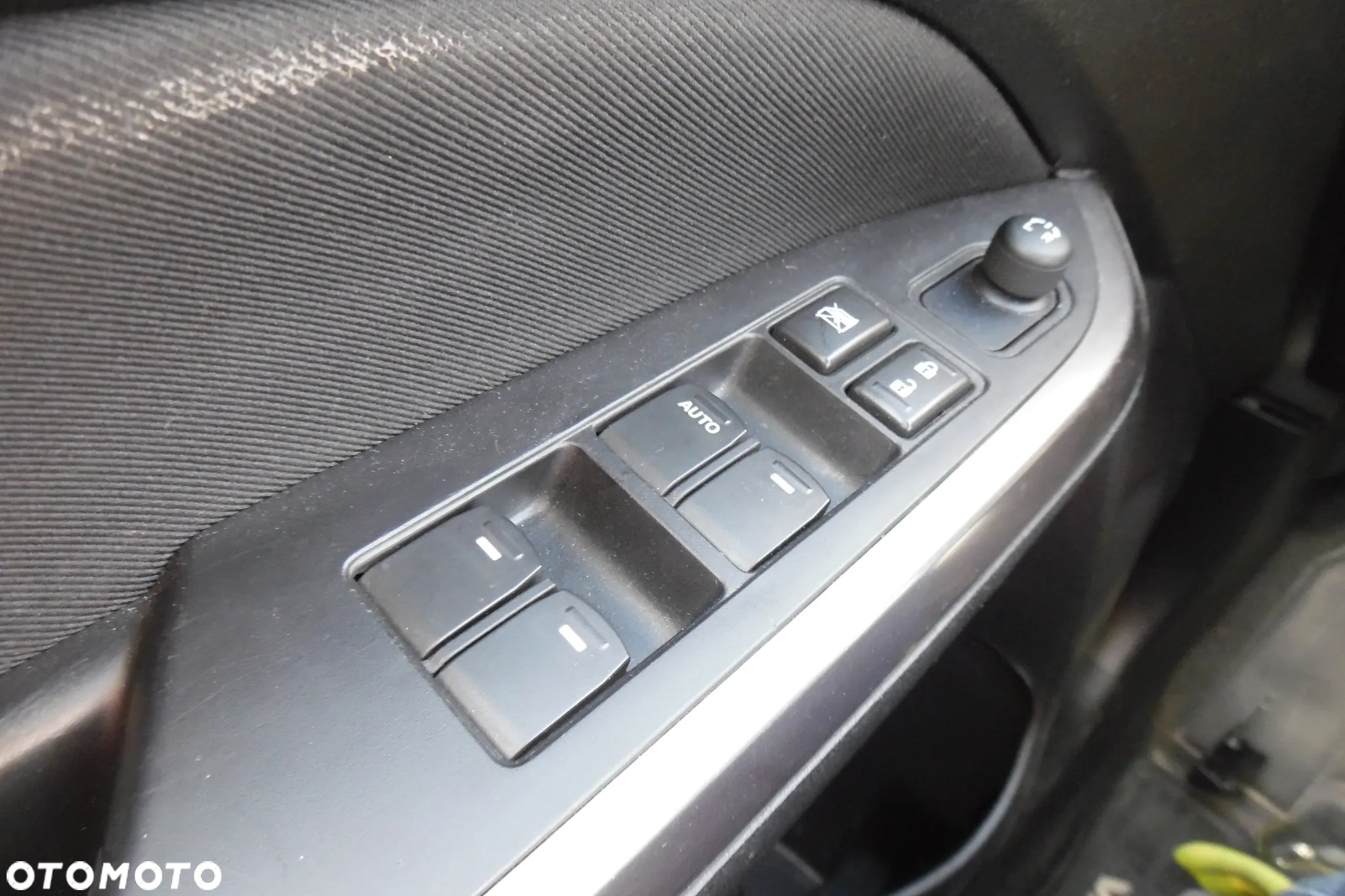Suzuki Vitara - 10