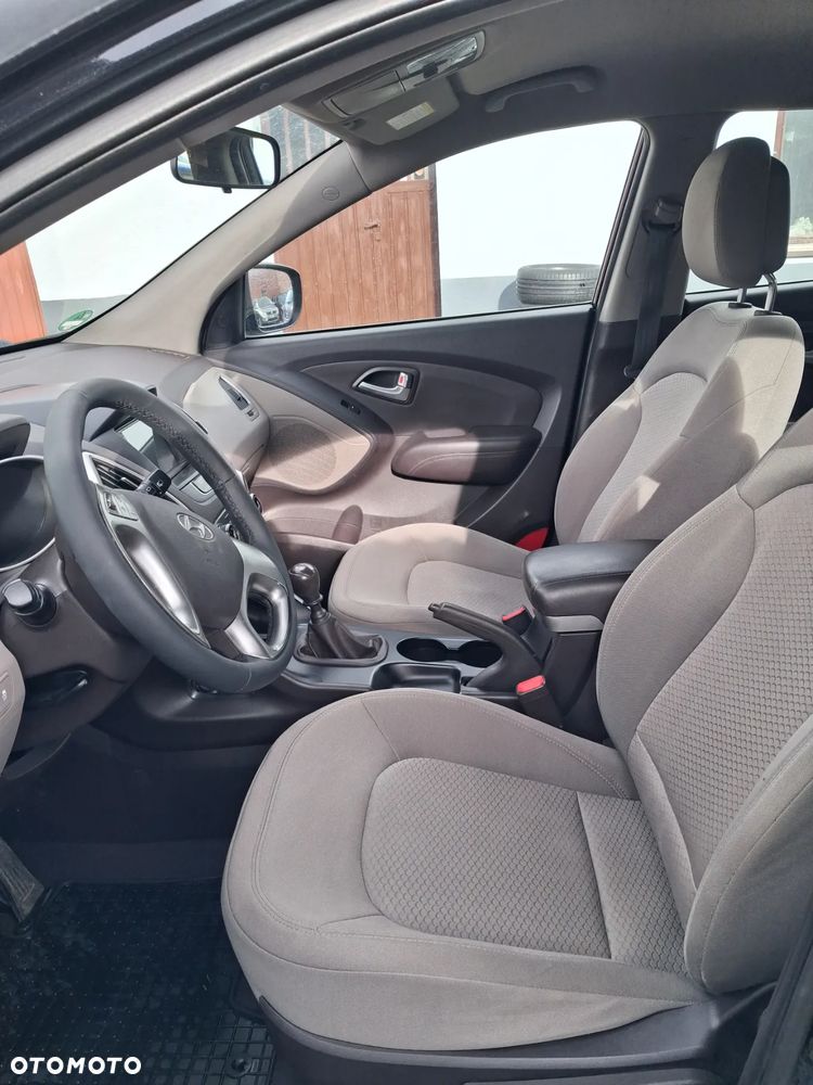 Hyundai ix35 - 11