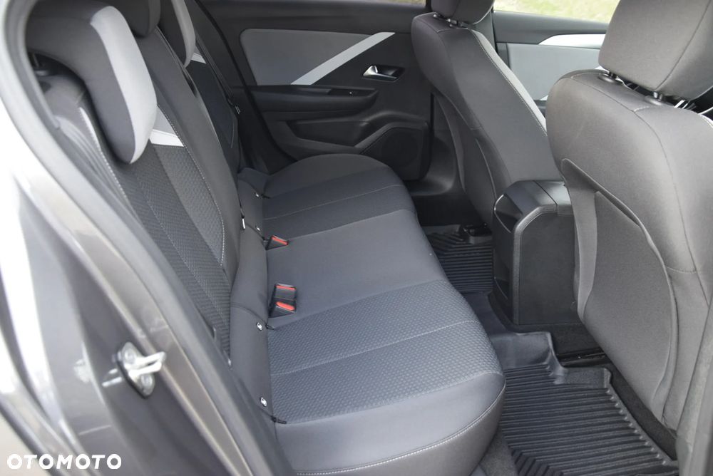 Opel Astra 1.2 T S&S - 17