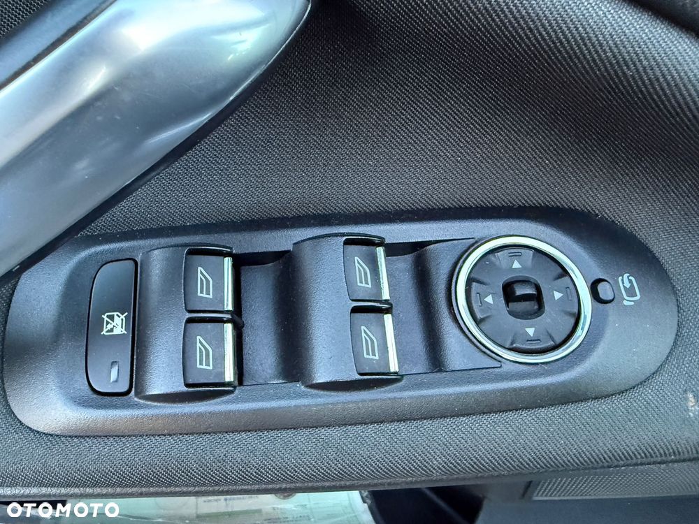 Ford Mondeo SW 2.0 TDCi Titanium - 20