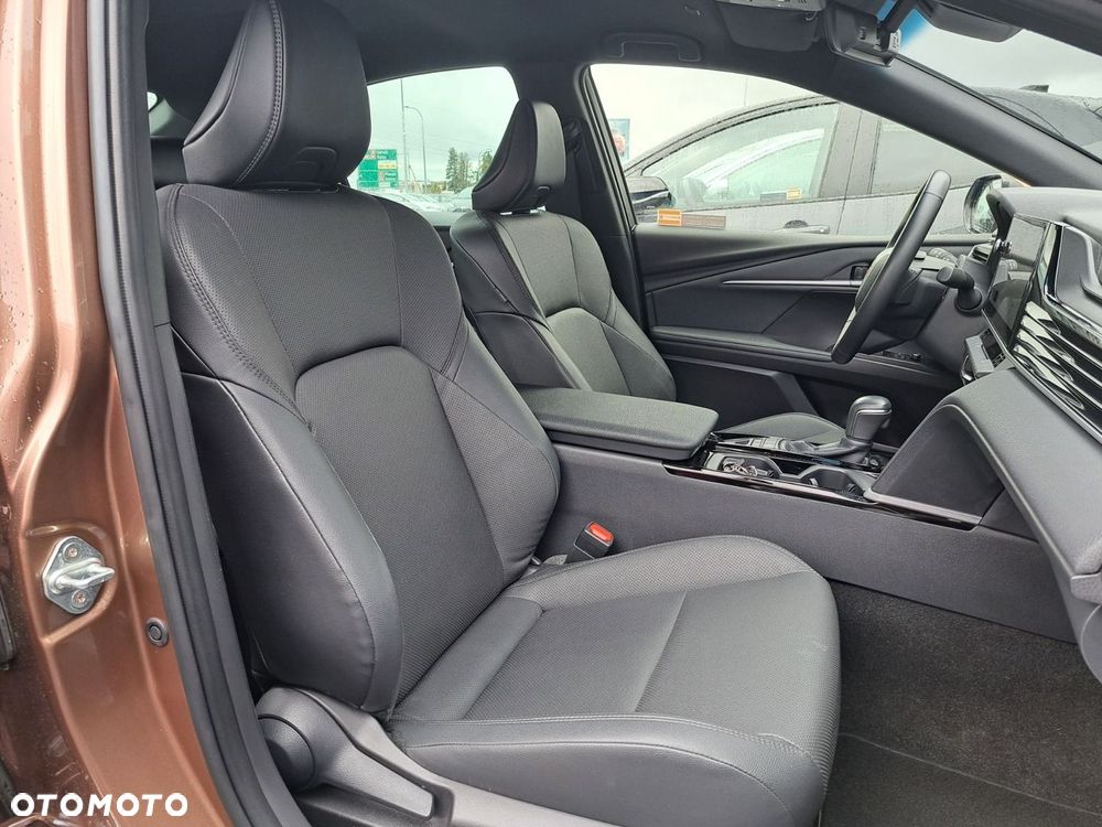 Toyota Camry - 20