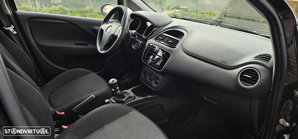 Fiat Punto 1.2 Young II S&S - 19