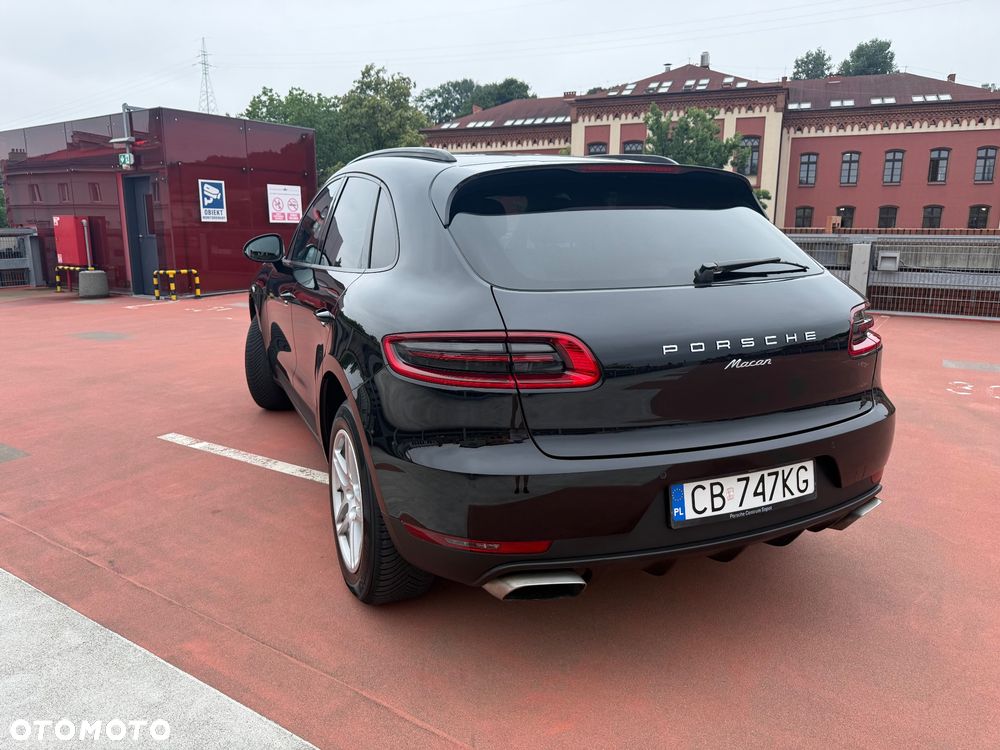 Porsche Macan - 4