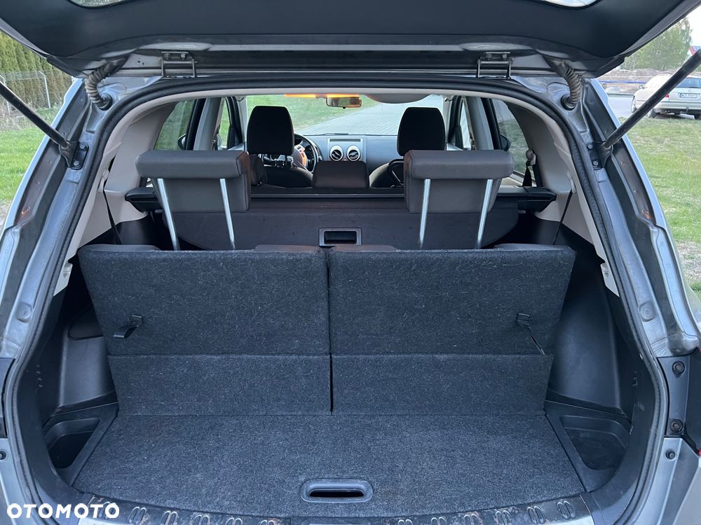 Nissan Qashqai+2 - 6