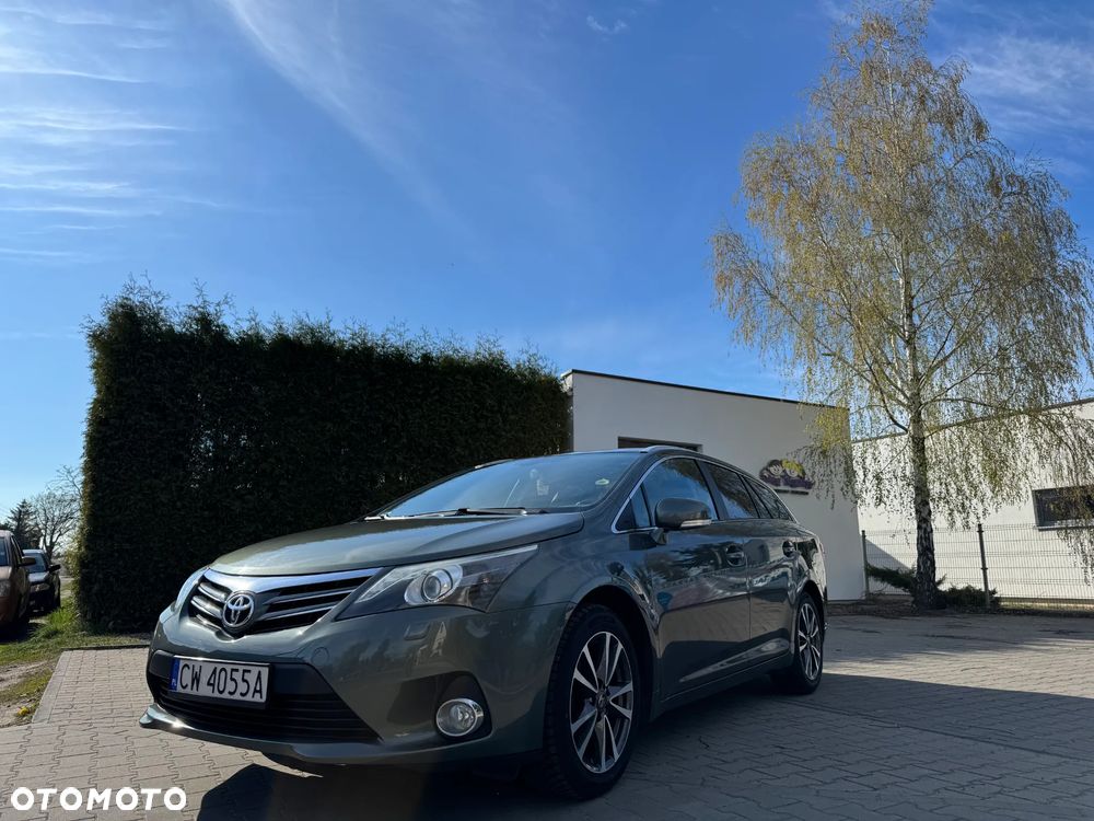 Toyota Avensis - 5