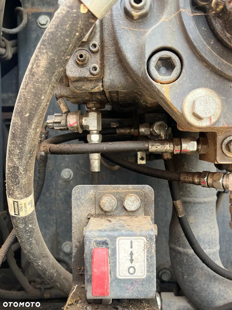 Doosan DX 300  LC - 7 KOPARKA GĄSIENICOWA - 31