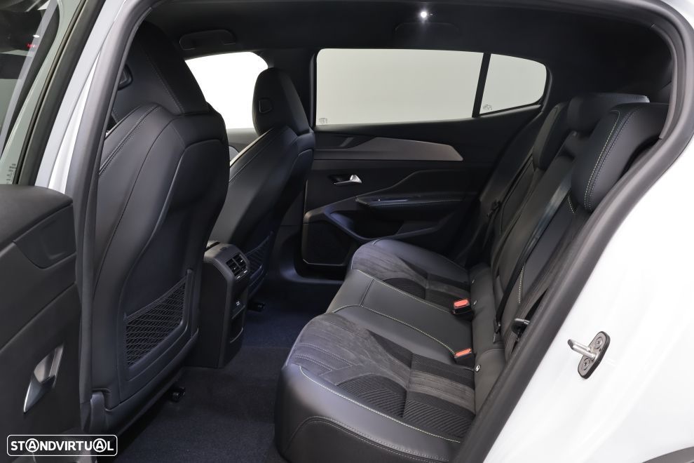 Peugeot E-408 58 kWh GT - 25