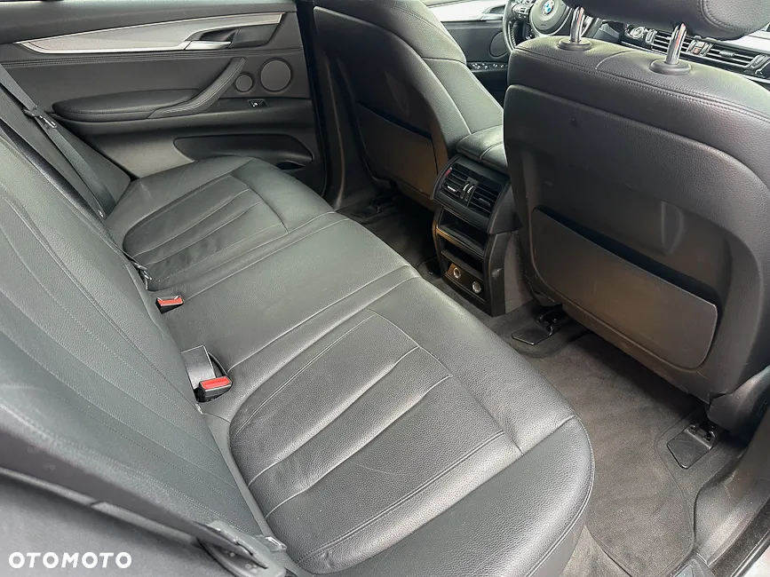 BMW X5 xDrive25d - 34