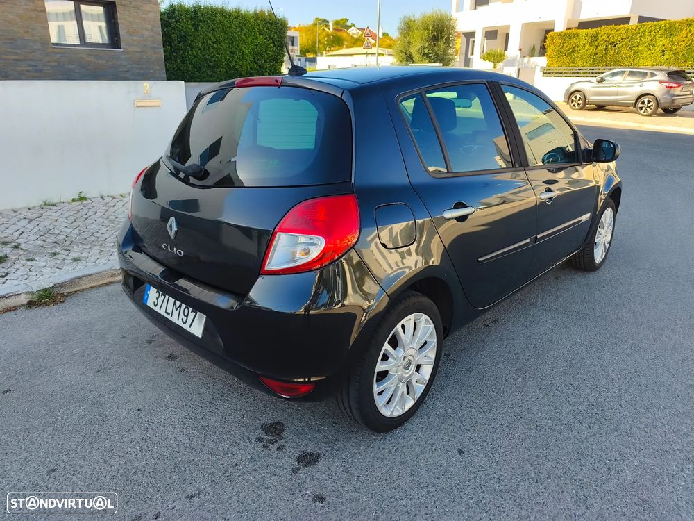 Renault Clio 1.2 16V Dynamique S - 4