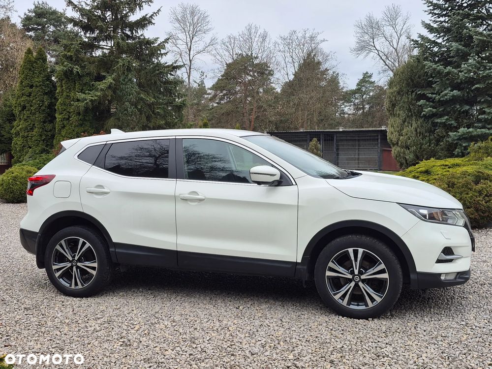 Nissan Qashqai 1.3 DIG-T ZAMA - 7