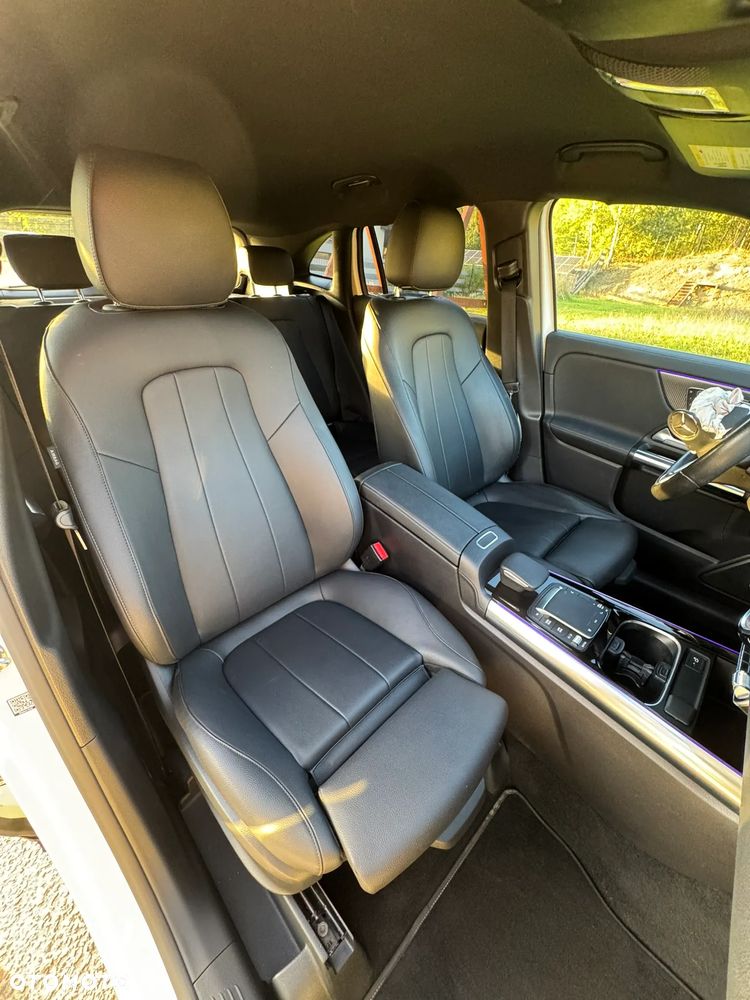 Mercedes-Benz GLA 250 8G-DCT - 23