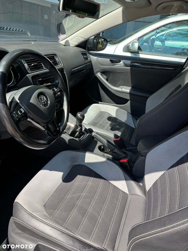 Volkswagen Jetta 1.4 TSI BMT Highline - 12