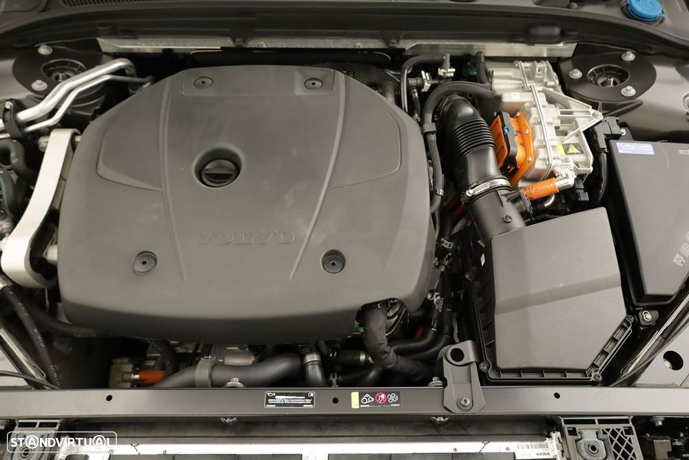 Volvo V60 2.0 T6 AWD TE Essential - 23