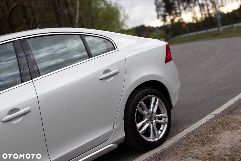 Volvo S60 D3 Momentum - 7