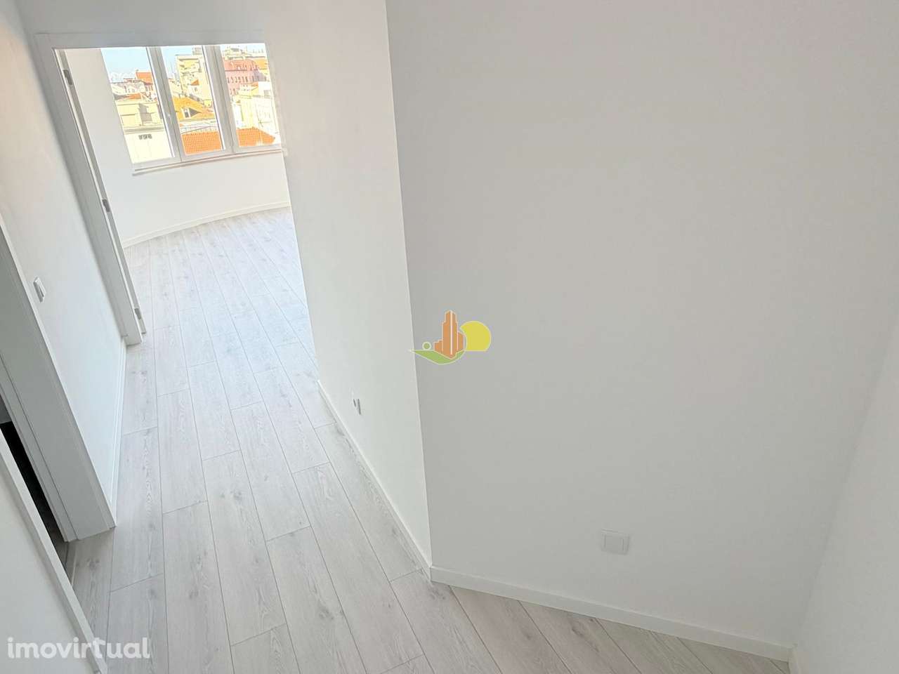 Novo, Junto ao Casino - Grande imagem: 3/27