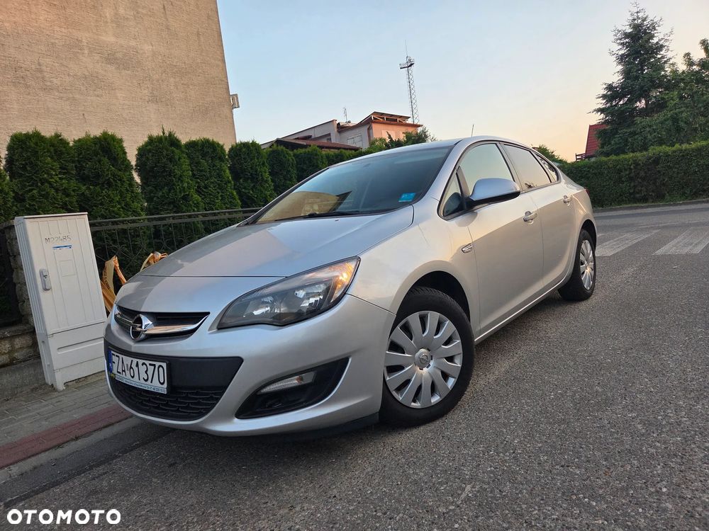 Opel Astra - 11
