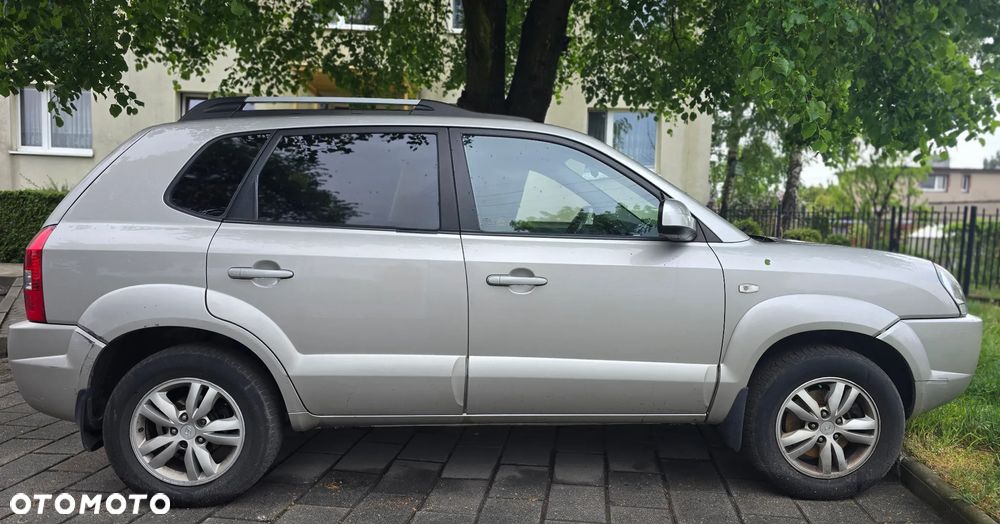 Hyundai Tucson 2.0 Comfort 2WD - 4