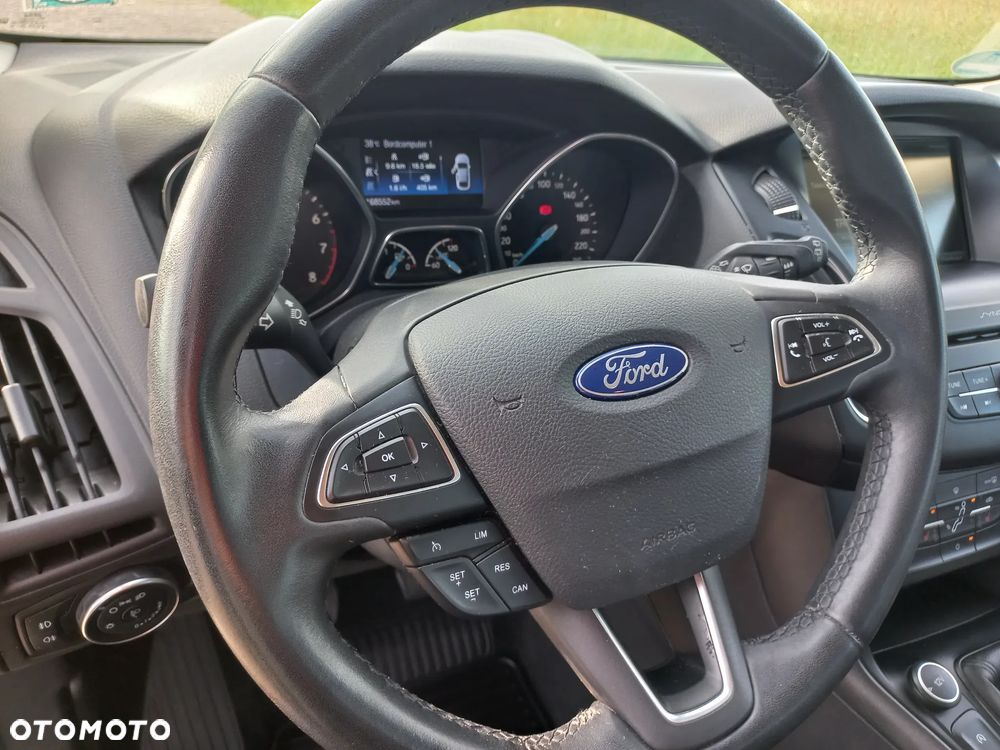 Ford Focus - 21