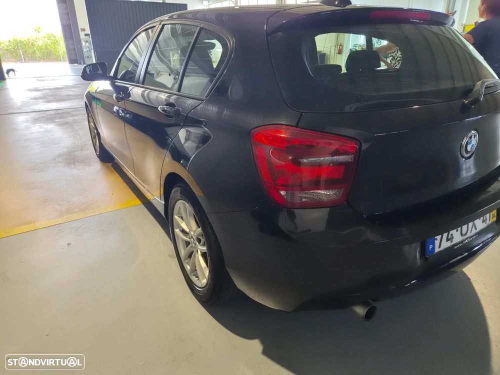 BMW 116 d EfficientDynamics Edition — fotografia 7