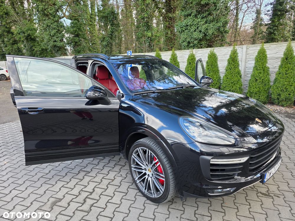 Porsche Cayenne - 18