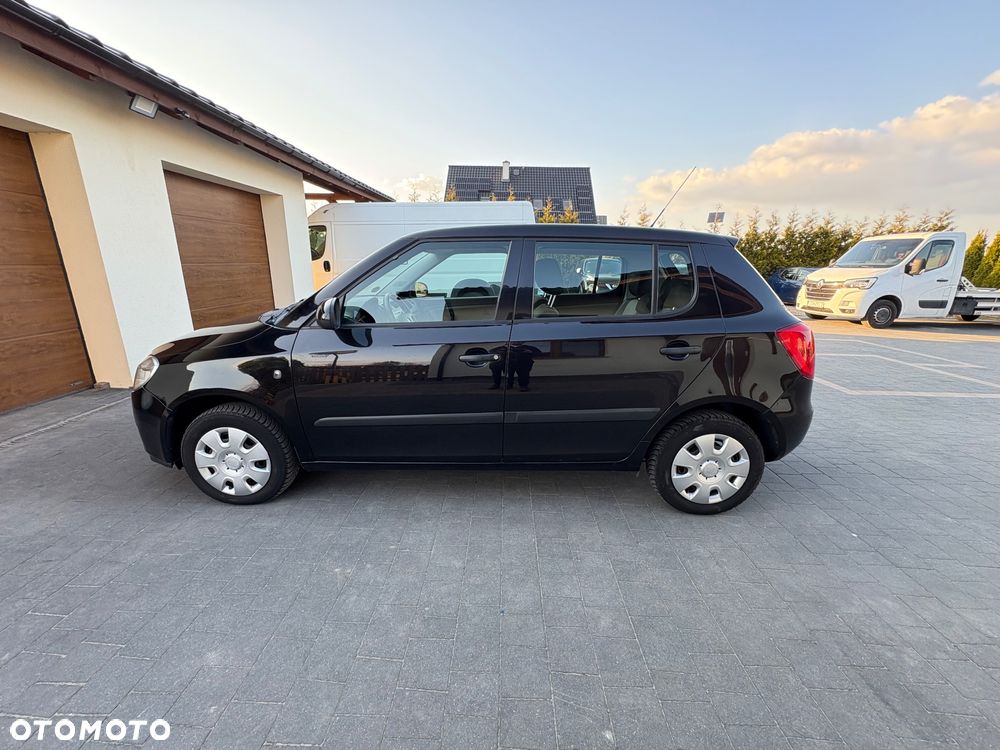Skoda Fabia 1.2 HTP Ambiente - 5