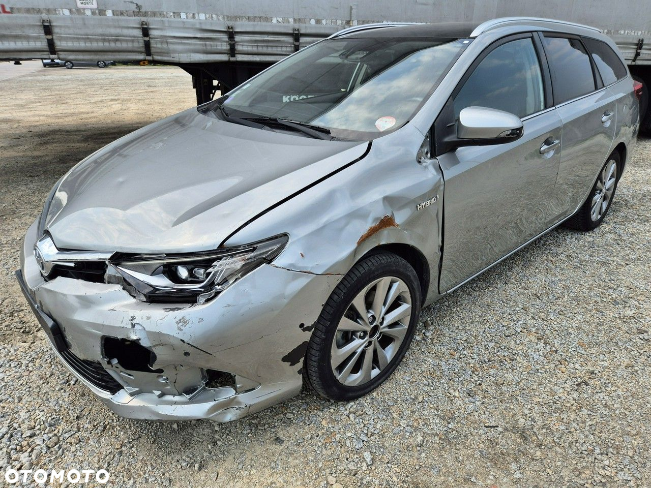 Toyota Auris - 2