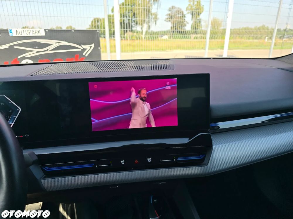 BMW Seria 5 - 25
