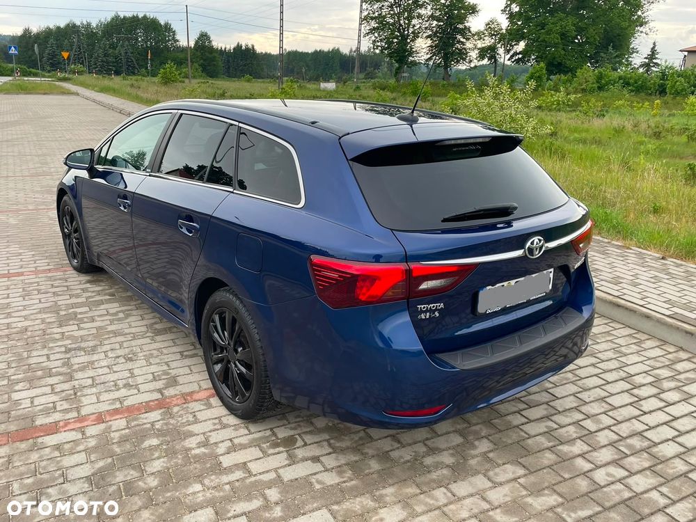 Toyota Avensis - 26