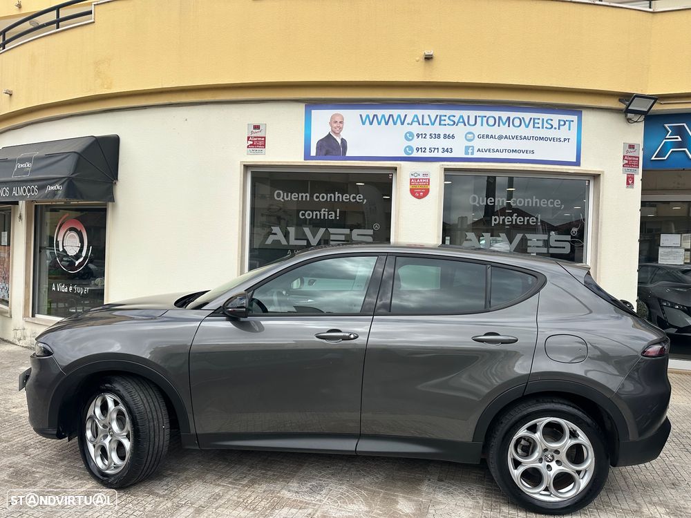Alfa Romeo Tonale 1.3 Plug-In Hybrid Sprint e-AWD - 3