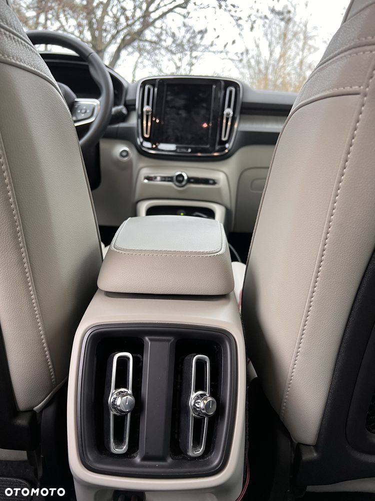 Volvo XC 40 - 8