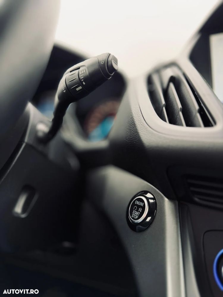 Ford Kuga 2.0 EcoBlue Aut. 4x4 COOL&CONNECT - 12