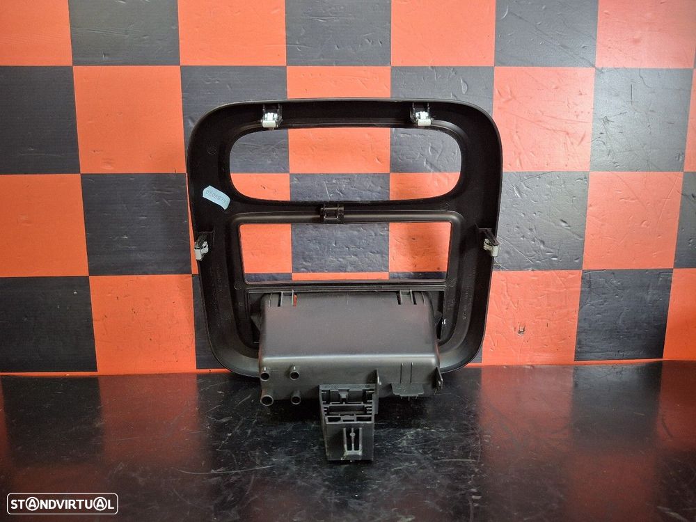 Moldura Do Rádio Opel Vivaro B Caixa (X82) - 2