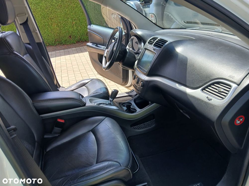 Fiat Freemont 2.0 Multijet Lounge AWD - 10