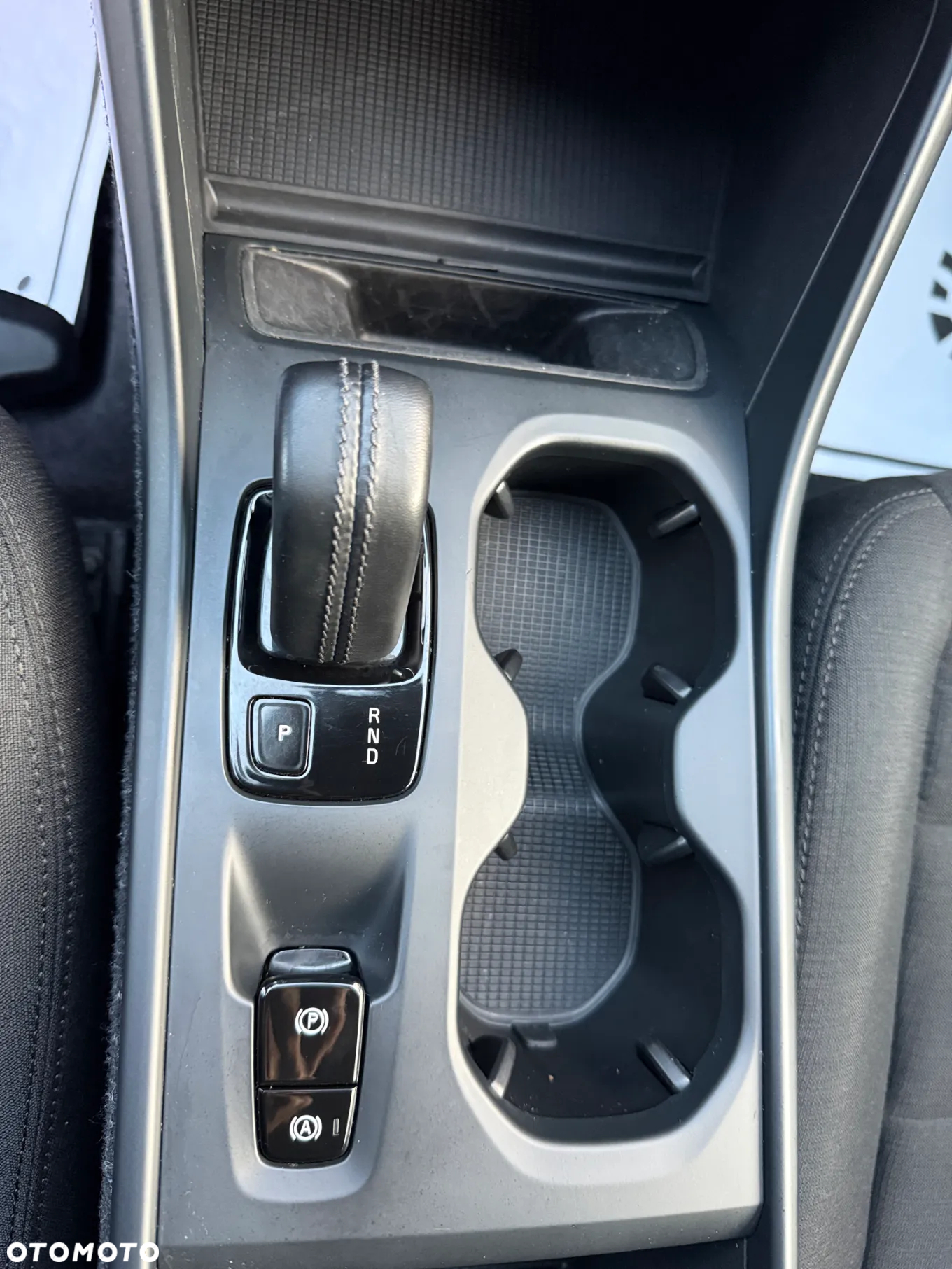 Volvo XC 40 T3 Momentum Pro - 14