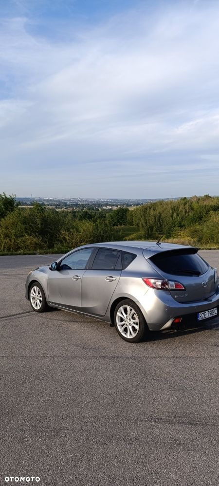 Mazda 3 - 5