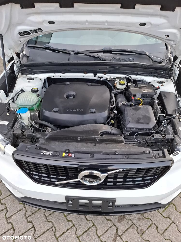 Volvo XC 40 T5 AWD R-Design - 20