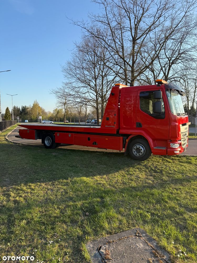 DAF LF 210 Pomoc drogowa laweta holownik widelec platforma hydrauliczna - 39
