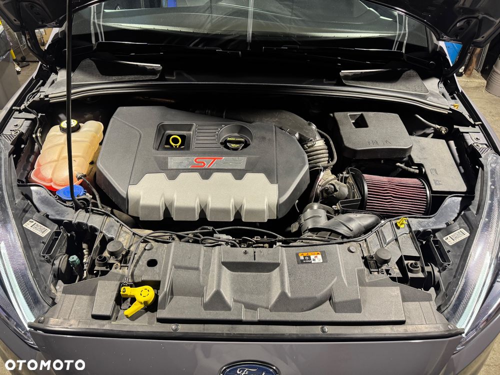 Ford Focus 2.0 EcoBoost ST-2 - 20