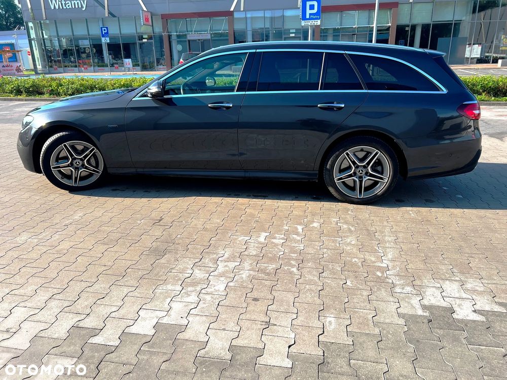 Mercedes-Benz Klasa E 300 de 4Matic 9G-TRONIC AMG Line - 7