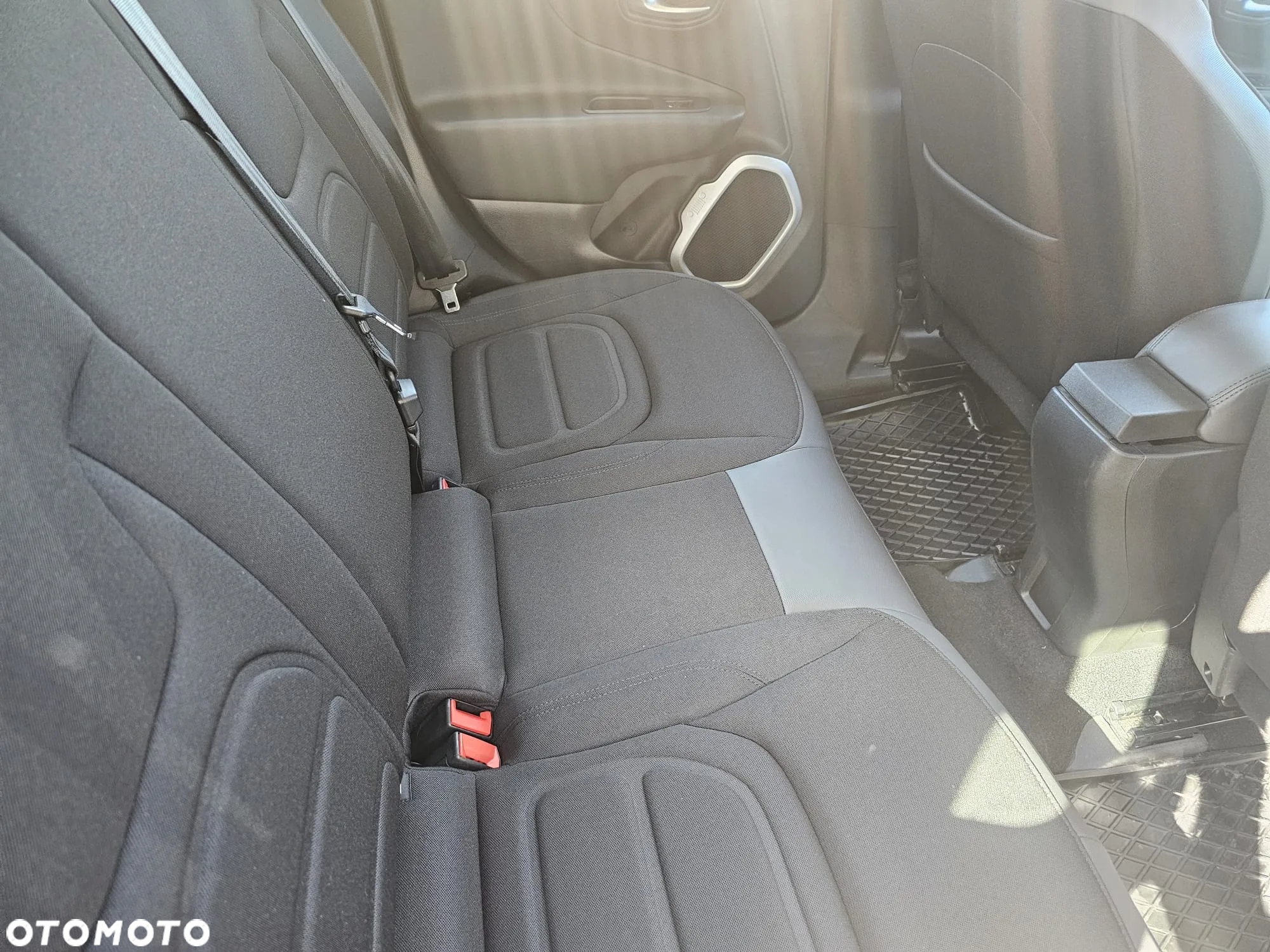 Jeep Renegade 1.4 MultiAir Longitude FWD S&S - 11