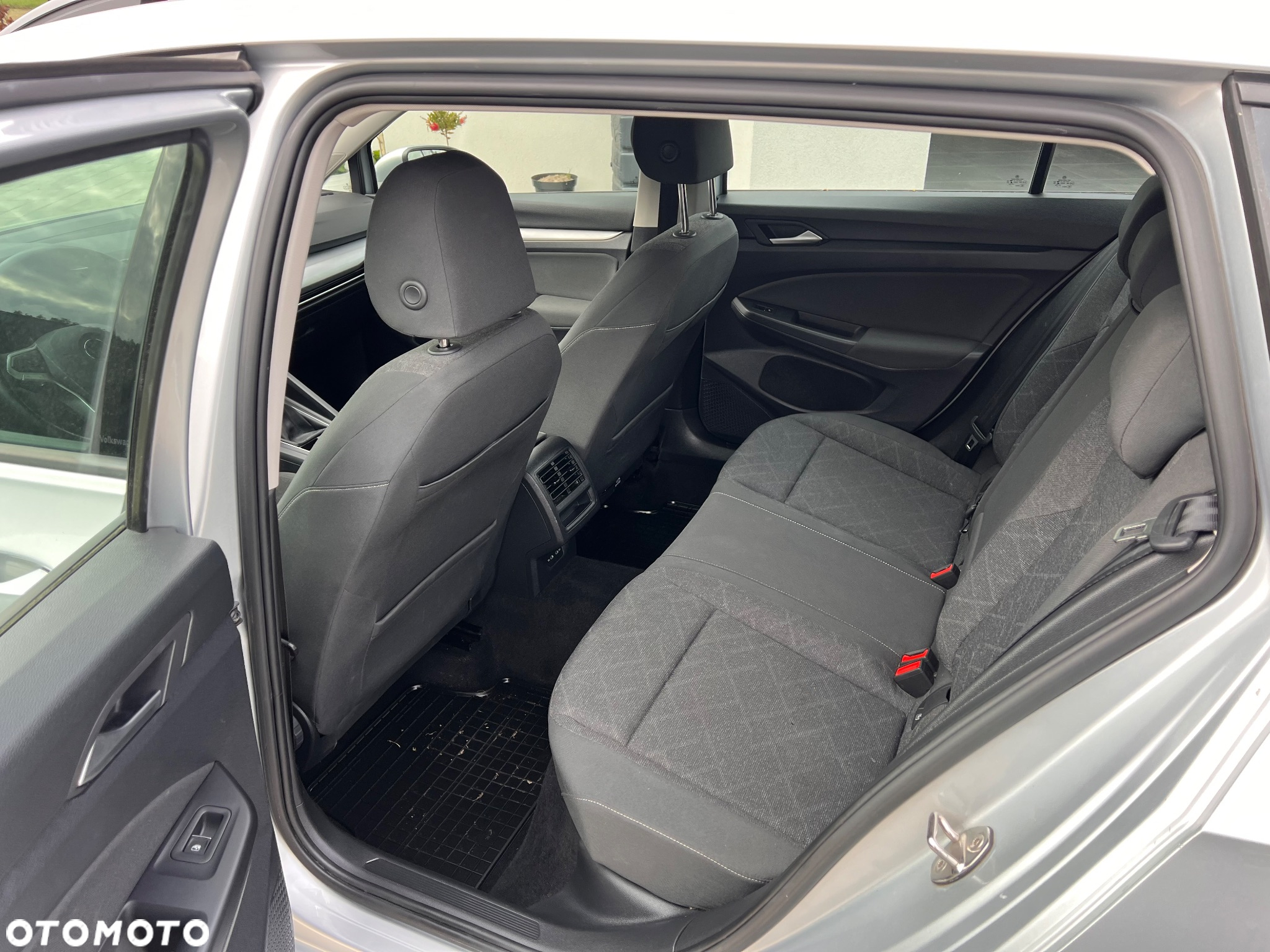Volkswagen Golf VIII 1.5 TSI EVO Life - 4