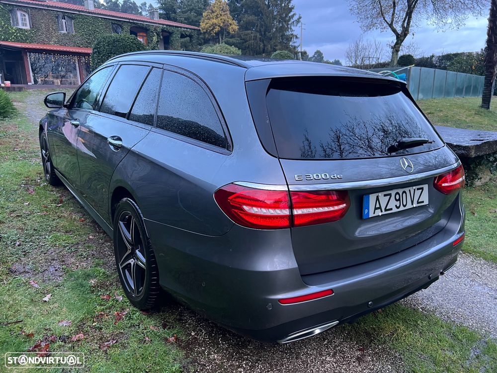 Mercedes-Benz E 300 - 23