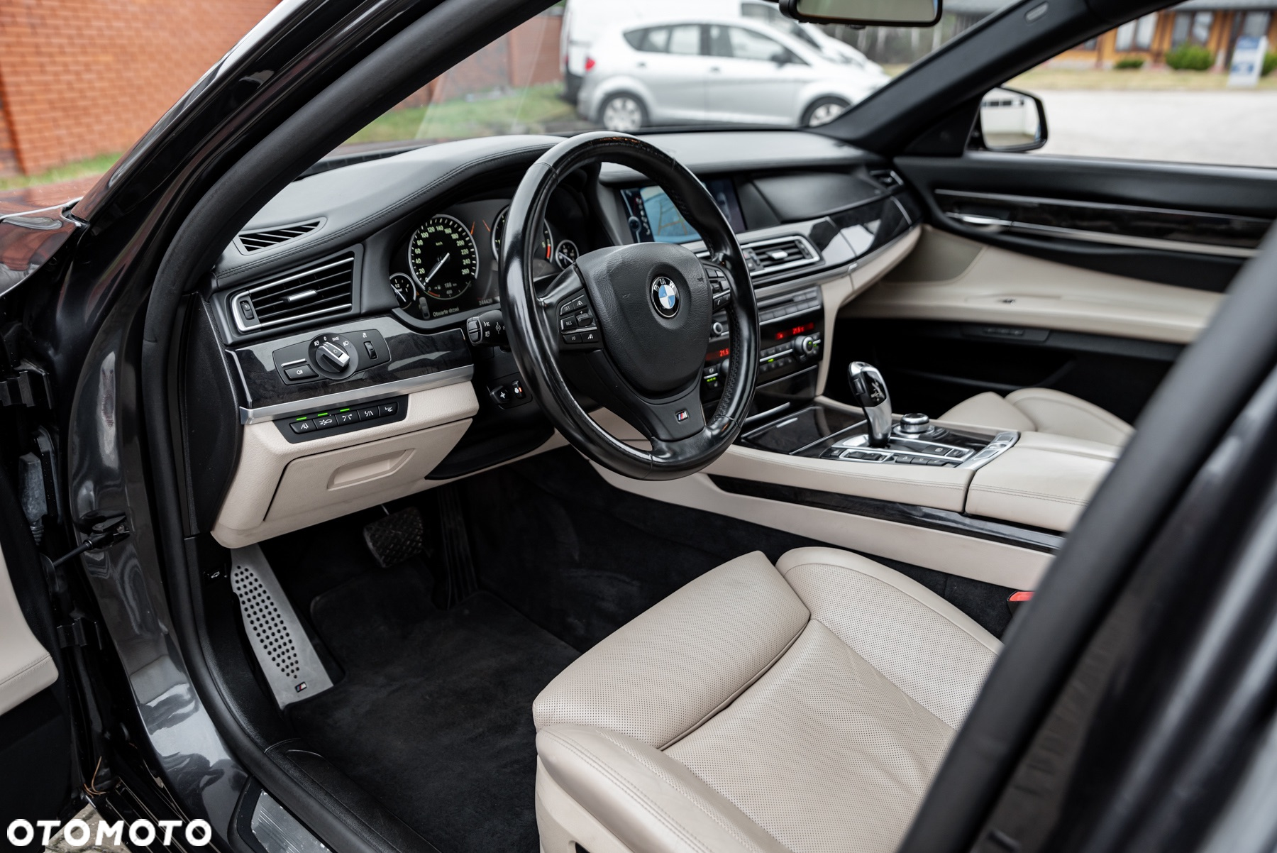 BMW Seria 7 740d xDrive - 5