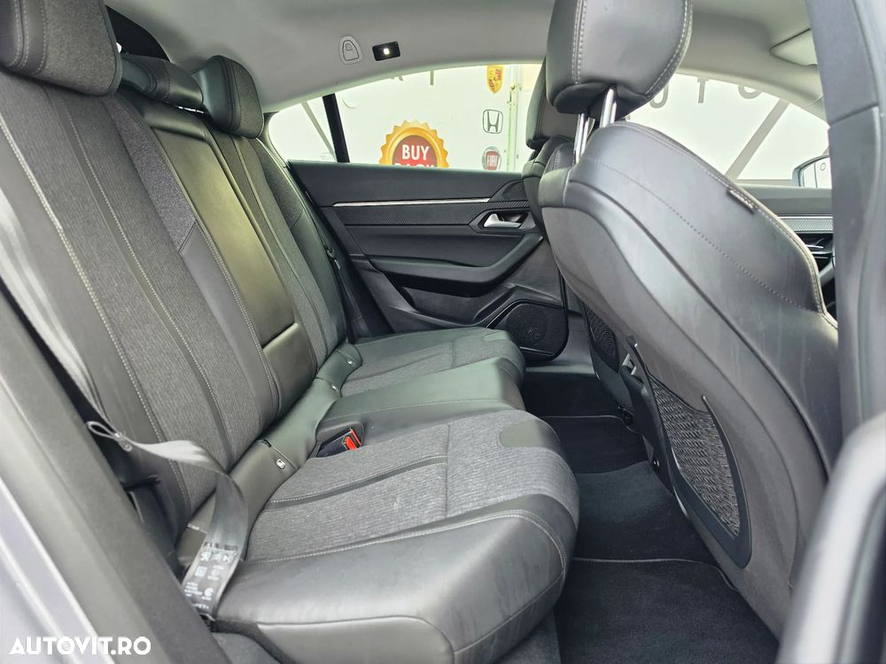 Peugeot 508 BlueHDi 130 EAT8 Allure Pack - 11