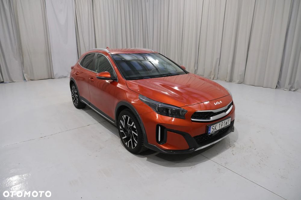 Kia XCeed 1.5 T-GDI Business Line DCT - 4