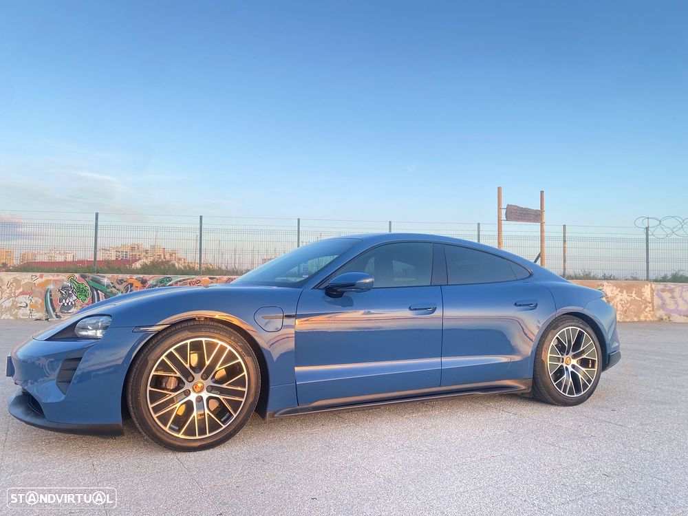 Porsche Taycan Standard - 6
