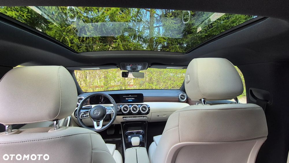 Mercedes-Benz CLA 250 7G-DCT AMG Line - 18