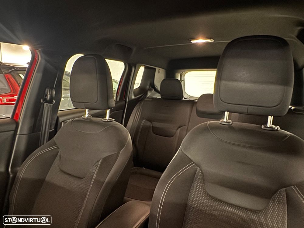 Jeep Renegade 1.3 T Limited S DCT - 26